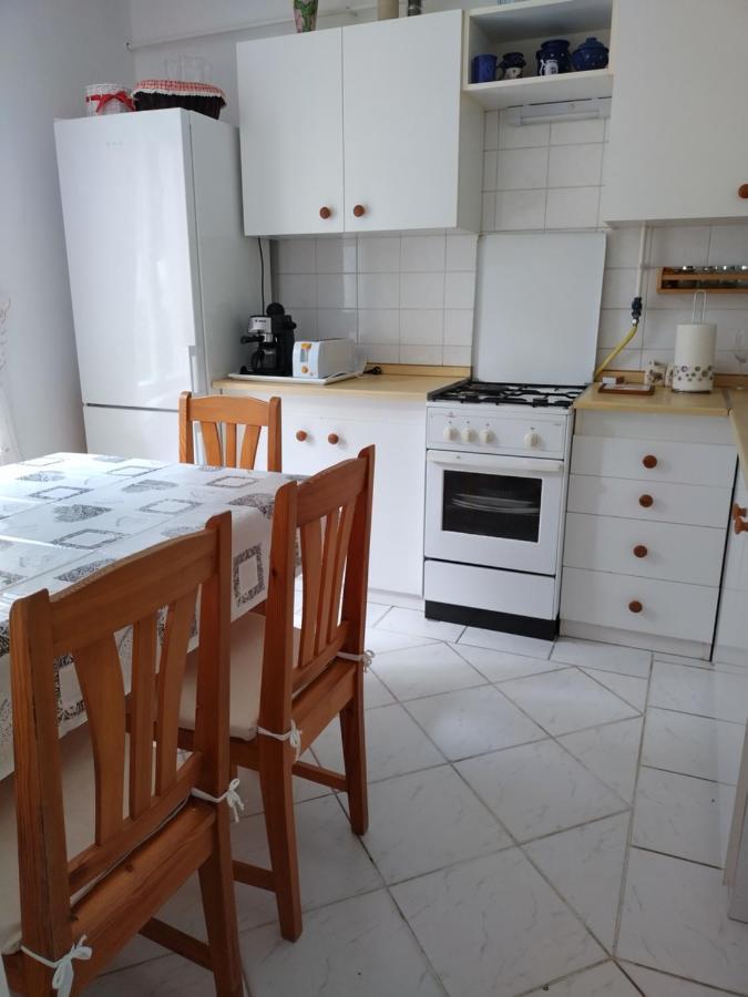 Eva Vendeghaz Villa Тата Екстериор снимка